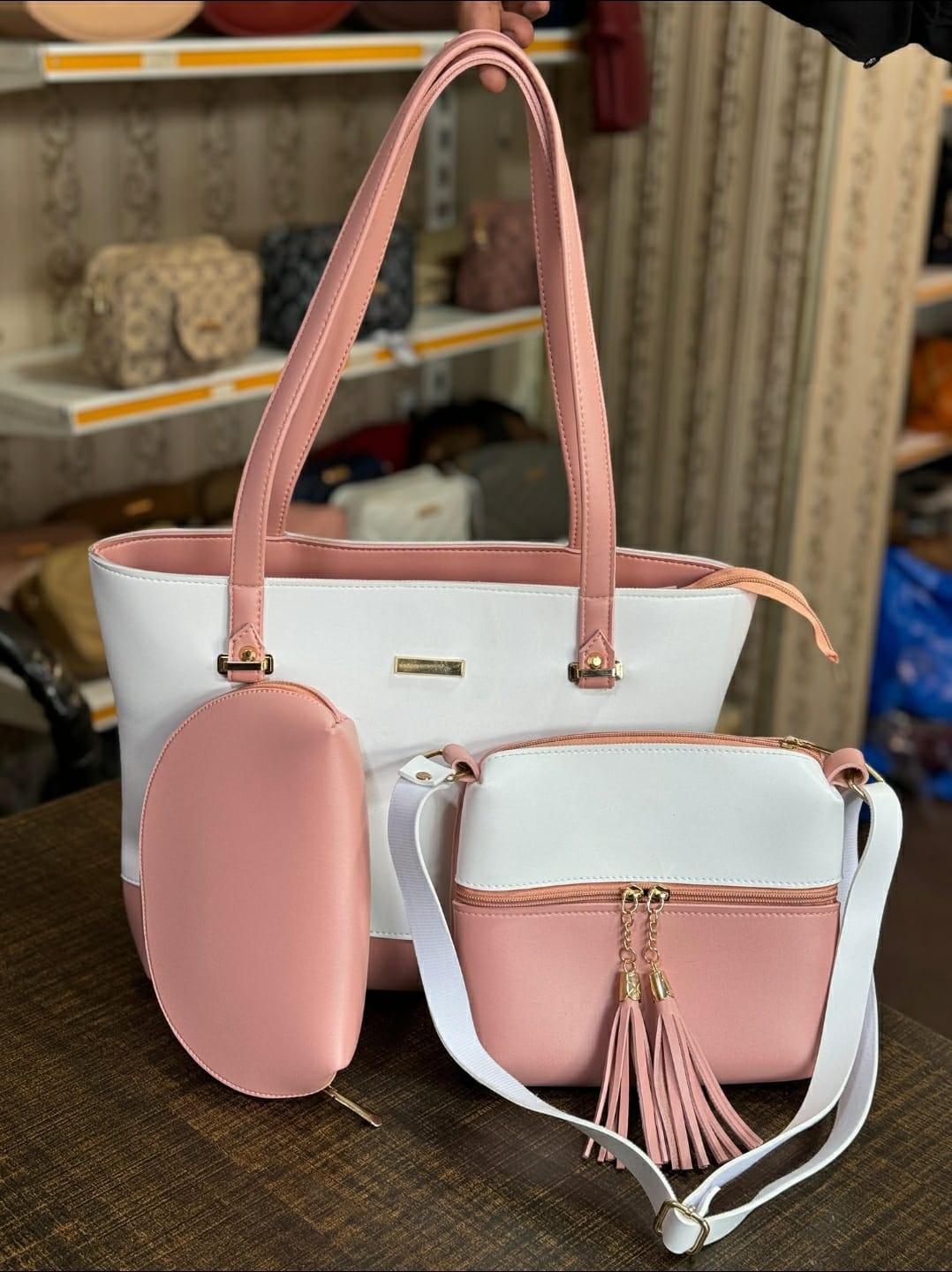 Elegent 3 piece handbag set